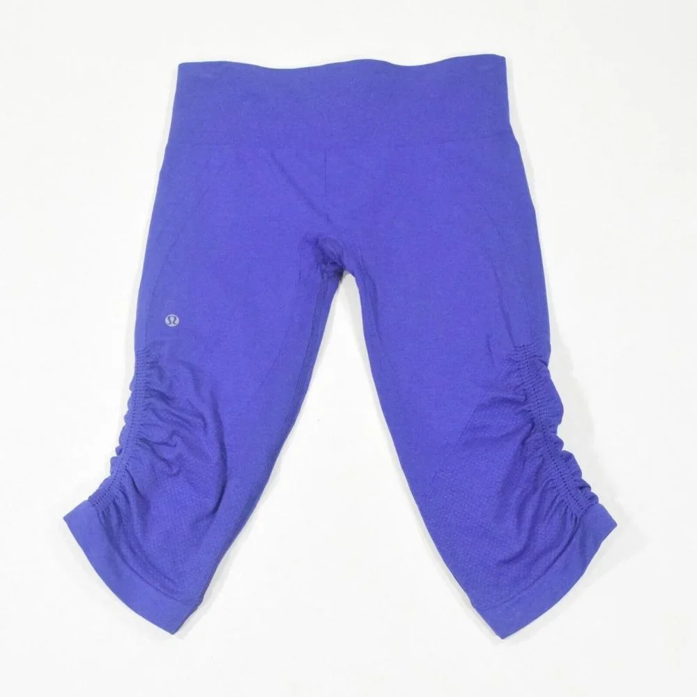 Lululemon Periwinkle Blue Stretch Knit "In the Flow" Cropped Leggings - Picture 5 of 6